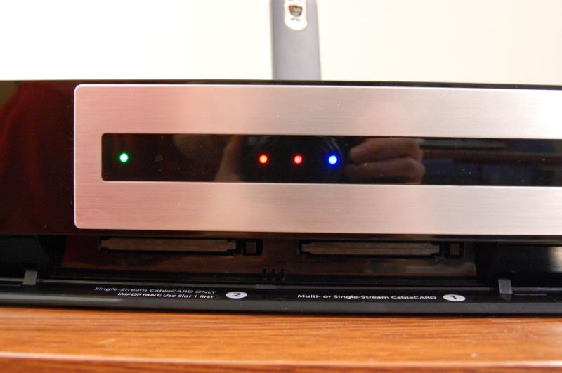 Illustration for article titled $300 TiVo HD Unboxed and Fondled (Verdict: Hell Yes!)